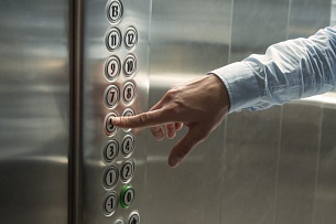 2 декабря 2021 года с 10-00 до 17-00 не будут работать лифт в жилом доме, расположенном по адресу: ул. Бр. Кашириных, д. 157, подъезд№1